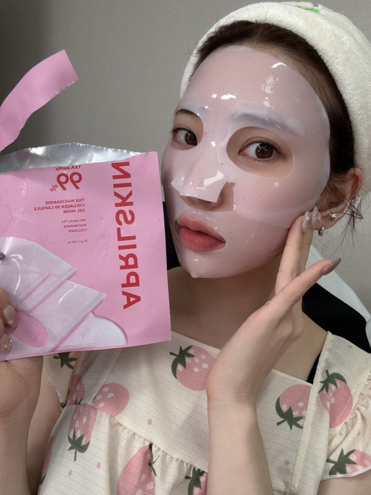 에이프릴스킨 쫀쫀탱글한 미백 광채 톤업 겔마스크 리뷰