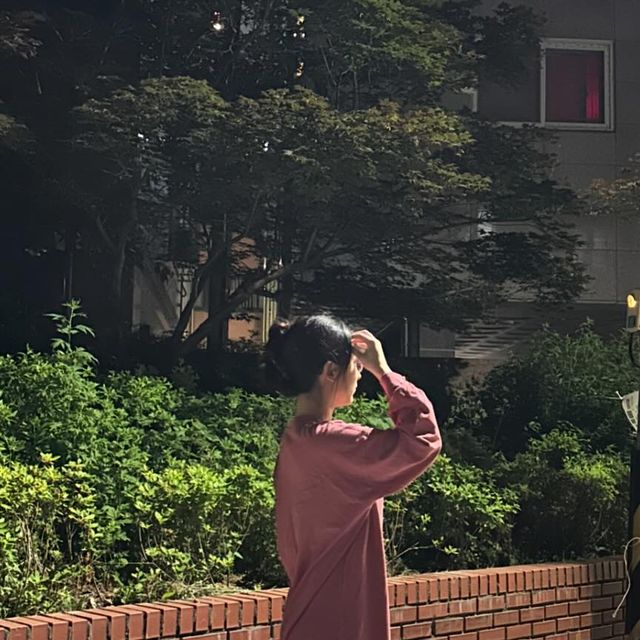 옐💟 on Instagram: "#광고
편하게 산책 나가고 싶지만 운동화신기는 싫고
슬리퍼는 너무 불편할 때 현현의 발편한 쿠션 슬리퍼😘
족저근막염슬리퍼로 유명한 통통한(?) 슬리퍼로
쿠션감이 완벽해서 부담없이 신고 나갈 수 있죠💗
.
.
.
#광고#족저근막염슬리퍼#평발슬리퍼#쿠션실내화#쿠션슬리퍼#족저근막염실내화#어글리슬리퍼#쿠션거실화#평발실내화#EVA슬리퍼#EVA실내화#푹신한슬리퍼#여성슬리퍼#사무실슬리퍼#여성실내화#회사실내화#회사슬리퍼"