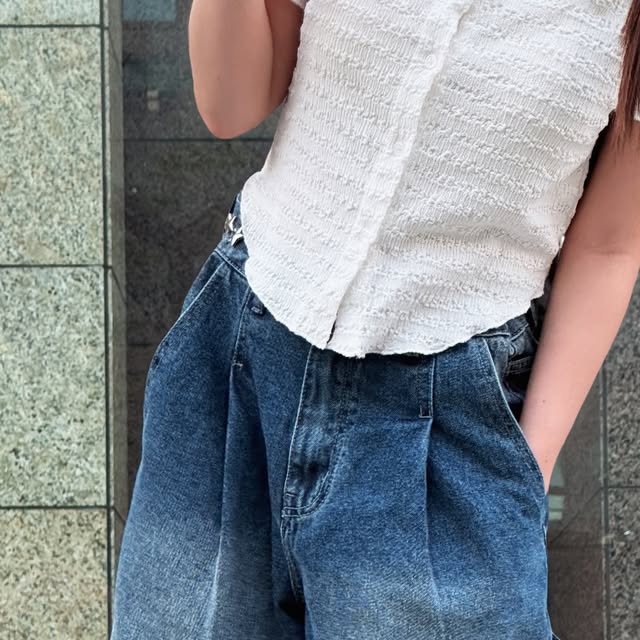 프루 ꒰✿ᐡ⸝ɞ̴̶̷ ·̮ ɞ̴̶̷⸝ᐡ꒱ on Instagram: "#제공 @standarderror_official 

📌 Pants: 스탠다드에러 87-STAN171 미니멀 워싱 카펜터 버뮤다 데님팬츠 빈티지 블루 (S사이즈)

✔️ 153cm 43kg
ㄴ 허리가 크신 분들은 저처럼 도구로 더 유니크하게 착용 가능해요!

#스탠다드에러 #STANDARDERROR #남여공용팬츠 #데님 #데님팬츠 #팬츠 #바지 #와이드바지 #워싱팬츠 #버뮤다팬츠 #버뮤다 #반바지 #데일리룩 #바지추천 #DenimPants #Denim #Pants"