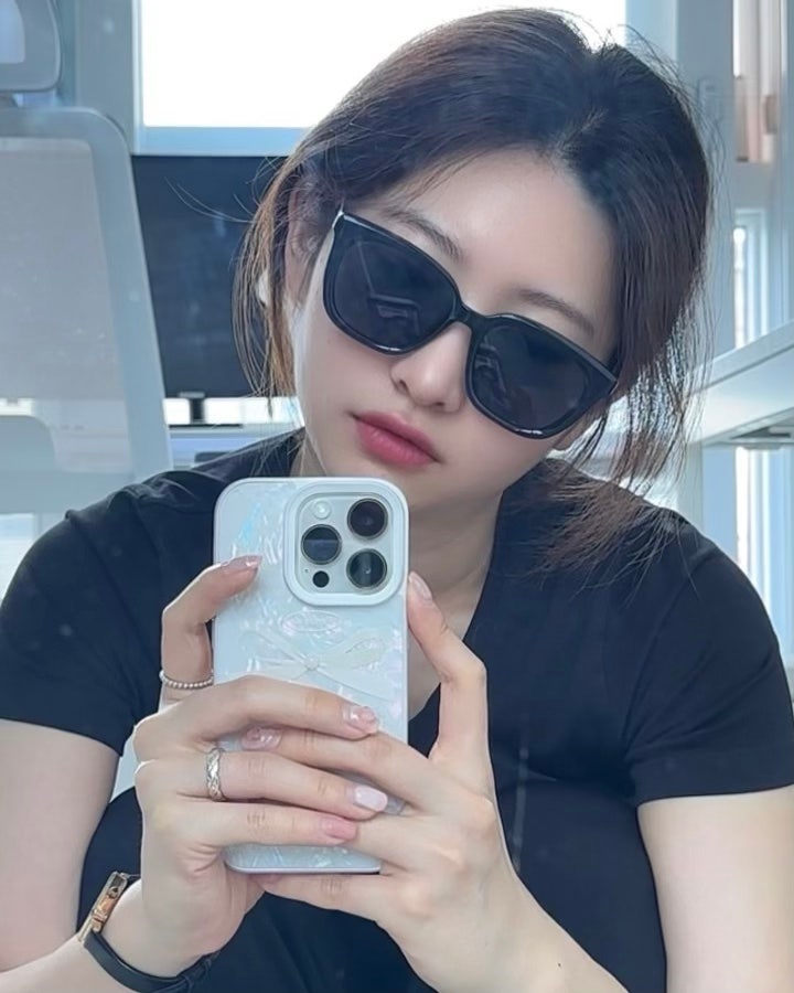 여자선글라스 브랜드 테 추천 모먼트어스 선글라스