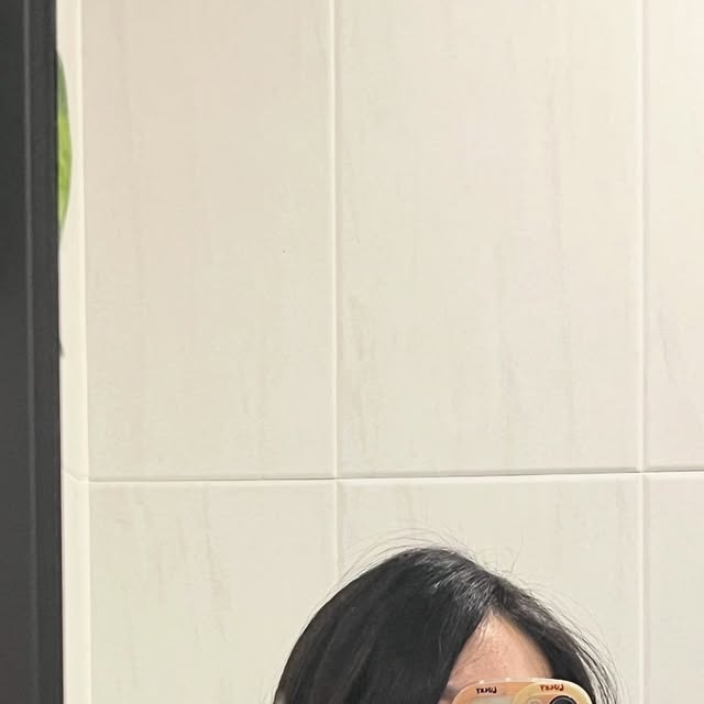 SOHEE 소희 on Instagram: "#광고 이쁜 팔찌 ʕ”̮ॽु

가볍고 캐주얼한 옷에 코디해도 이쁜 티르리르 골드팔찌! 14K 티르리르 팔찌는 CJ 단독 상품이더라고요?! 14K천연 골드볼 팔찌로 색상도 다양해요! 저는 천연블루아게이트 색상인데 최애 파란색이라 넘 마음에 들어요 🩵

@tirrlirr_official 

#티르리르#팔찌추천#14K팔찌#CJ#CJonstyle#골드팔찌#비드팔찌"