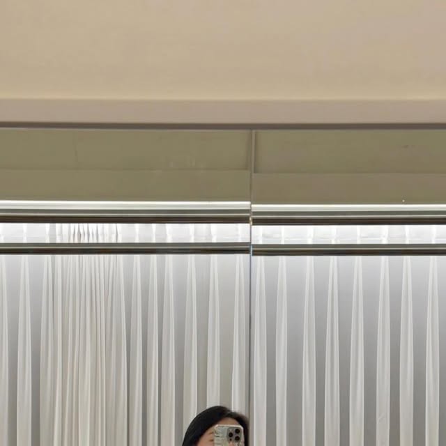 써은 on Instagram: "#광고 #해피요기즈 @happyyogis_official 

해피요기즈는 편안함을 전하는 브랜드에요🤍💚
저는 운동하러가면 운동복이 진짜 편해야 더 집중이 잘되는데
해피요가즈 옷덕에 몸과 마음의 중심을 찾아줘서 그런가
제 호흡과 에너지에 집중하고 운동하고 온거 같아요!

자연의 색을 입힌 천연 염색라인이라 그런가 
흔치않고 멋스러워서 더 만족한 운동복👍🏻

#요가복 #요가룩 #운동복 #요가강사 #요가웨어 #피트니스룩"