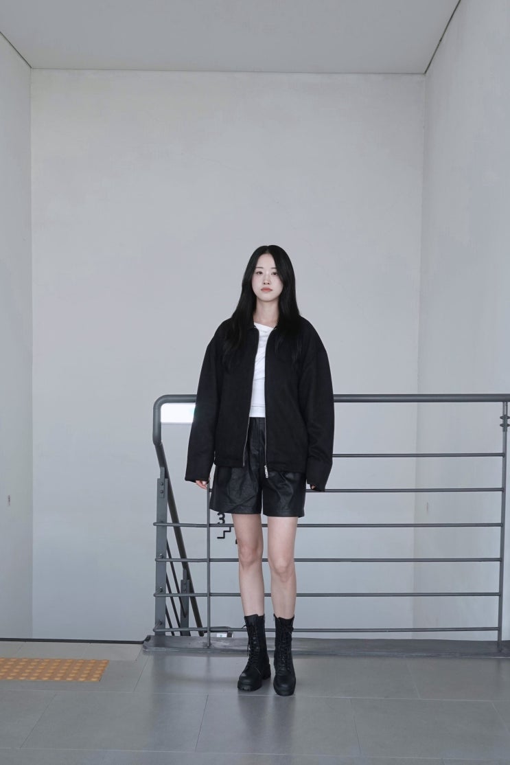 아이러니포르노화이트라인 남여공용 스웨이드자켓 블랙