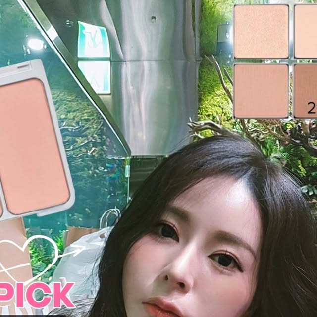 김리뷰 on Instagram: "🎀 For Light & Bright ⋰˚☆ 🎀 정원의 흩날리는 꽃잎처럼 화사한 감성을 담은 투에이엔 Blooming Garden 컬렉션으로 앉은 자리에서 여러 메이크업을 해 보며 열 살 꼬꼬마 시절