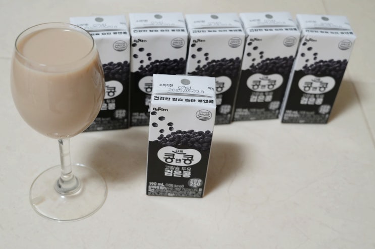 블랙푸드 콩앤콩 검은콩고칼슘두유 식사대용으로 든든해