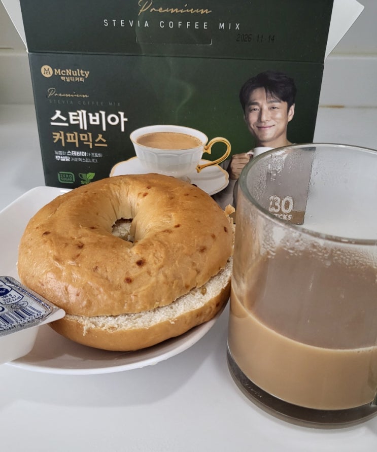 부드러운 카리스마의 정석, 지진희커피  맥널티 스테비아 커피믹스!