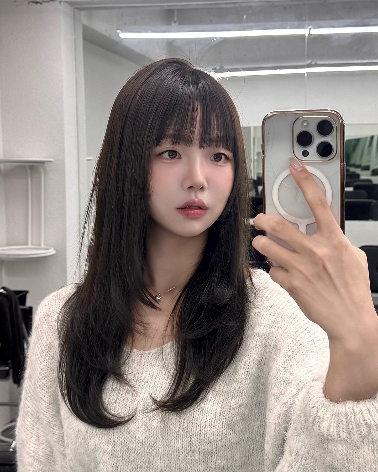 앞머리는 겨울이 제철

결국 거지존을 버티지 못하고 .. ´･ᴗ･` 
있는게 낫져?