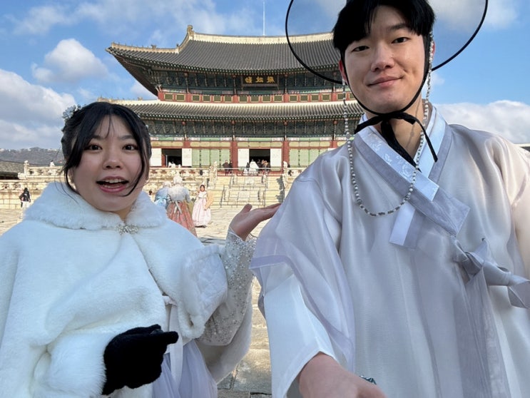 경복궁한복대여 어디가 좋지? 깨끗하고 예쁜 경복궁한복집 찾는다면 나예한복 경복궁점! 헤어스타일링까지 완벽한 한복체험!