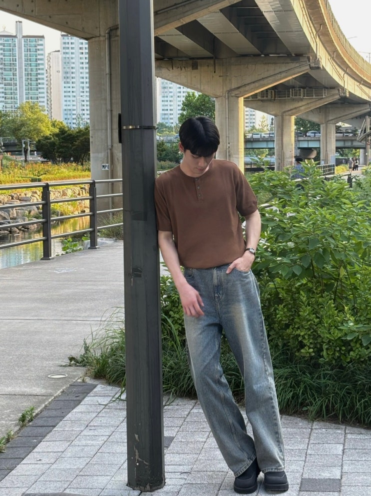 헨리넥 반팔 니트 공략법?(With. 아이러니포르노 클래식 헨리넥 반팔 니트)