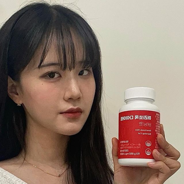 수연 on Instagram: "#광고 #협찬 @healthouse365 
.
.
체지방, 내장지방, 허리둘레, 뱃살감소 등
라인에 고민이신 분🤢

저처럼 탄수화물 중독인 분🤢

제가 꾸준히 먹어본 결과 확실히 식단이나 운동만 했을때 보다
눈에 띄게 라인이 정돈💪🏻

자기 전 2알로 간편하게 관리해요💚

#허리쏘옥다이어트#가르시니아#다이어트보조제#칼로리컷팅제#체지방컷팅제#다이어트영양제#유지어터#복부비만#뱃살빼는법#헬스하우스#얼죽아"
