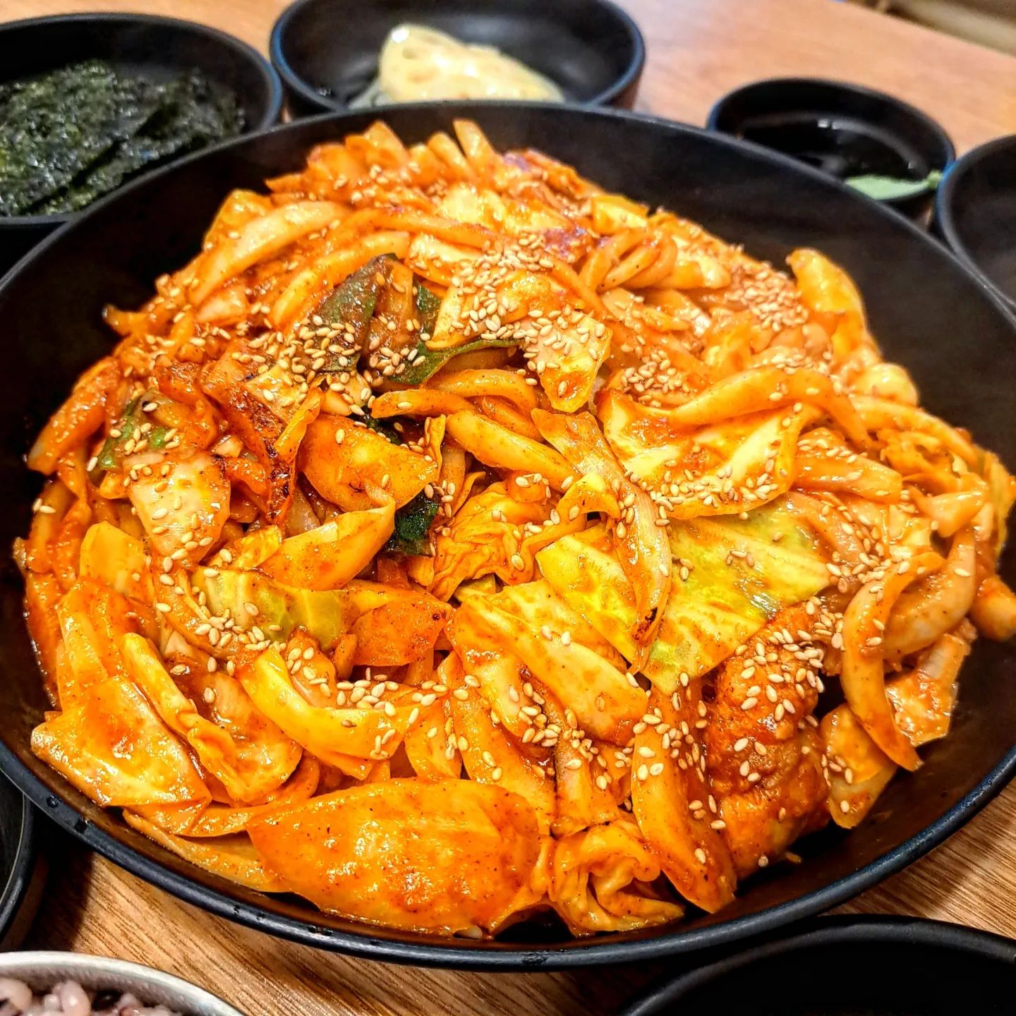 왕십리에서 처음먹어보는 아구불고기 맛집 <찬란한아구 왕십리점> 아구불고기라는 음식을 처음 먹어봤는데 너무 맛있어서 소개드려요!😀 배달로 시작하여 호까지 차린 맛집이라고 하여 방문했어요! 이벤트 참여하면 순살아구튀김도 주셔서 요것도 함께… | Instagram
