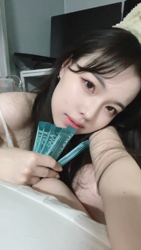 피부 하얘지는 간편한 민티스틱