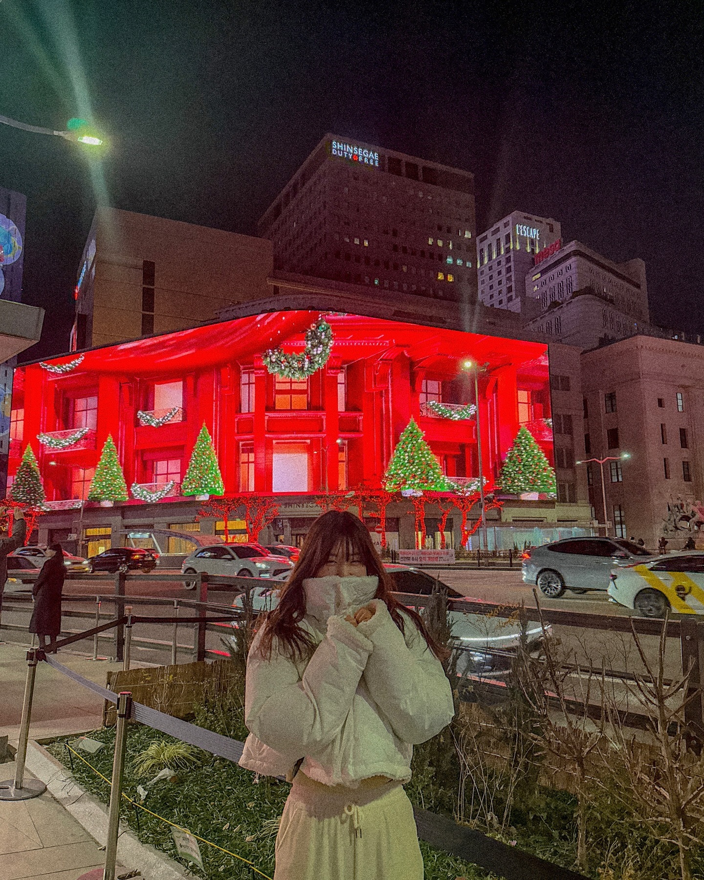 2024 #크리스마스 🎄👋🏻
아직 2025 받아들일 준비가 안됐…다니까……..,?