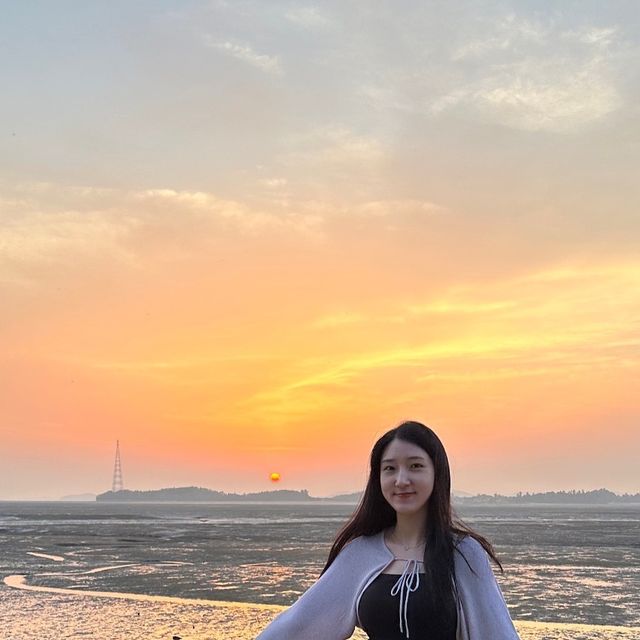 @genuine_all on Instagram: "#광고 #비바브라운
간절기에 입기 좋은 크롭 볼레로💜
원단 자체가 너무 부드러워서 데일리로 입기 좋고
색감도 너무 예쁜..💜

#여자가디건 #크롭가디건 #상의 #탑 #bolero #top #knitwear #vivabrown #비바브라운x텍토리"