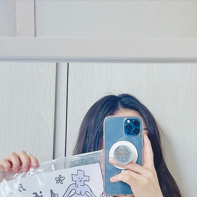 쑤🍑🐳 on Instagram: "#협찬 @marun5_official 마른파이브 
☀️쉬어 브라탑 모달(색상: 에크루)

여름 필수품 캡내장 나시❕
밝은 옷에 이너로 입기 딱인 베이지 색상❕
몸에 달라붙는 밀착핏❕
폭넓은 사이즈 선택과 다양한 컬러 선택이 가능❕

#마른파이브 #쉬어브라탑 #쉬어나시 #캡나시 #크롭나시 #크롭이너 #크롭나시탑 #여름나시 #나시코디"
