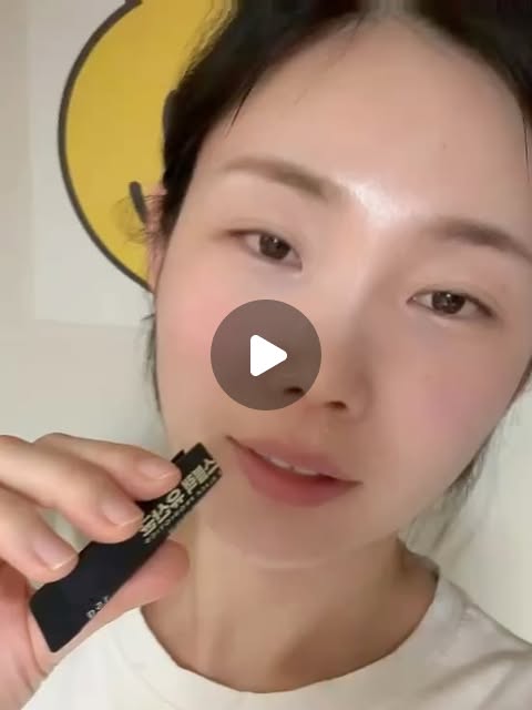 소율 on Instagram: "#광고#미스블랙#새치영양제 출산 후에 흰머리가 급격하게 늘어났는데 진짜 전~~혀 몰랐어요 ㅠㅠ 얼마전에 애기 돌사진 찍으러 갔는데 메이크업 하는데 뒷머리에 흰머리가