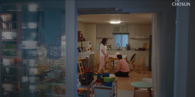 김희선×한혜진×진서연 주연 다음생은없으닌깐 드라마 속 자석블록 [큐볼로 크리에이티브 120]