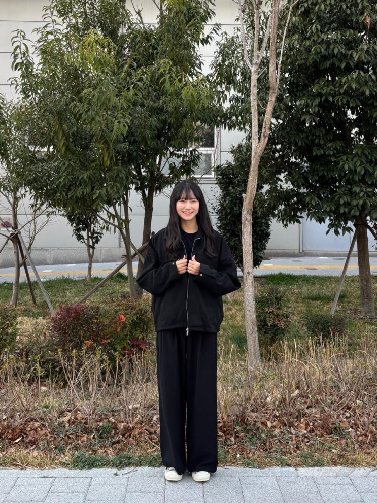 아이러니포르노 스웨이드자켓으로 데일리룩 완성