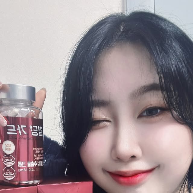 경아 [𝓐𝔂𝓪]💜 on Instagram‎: "#광고 @energyshop_official 나의 혈당 건강 지킴이 혈당가드❤️ 혈당 상승 억제 기능성원료인 바나바잎 추출물이 첨과되어 식후 혈당상승에 도움을 줘요 ! 💪