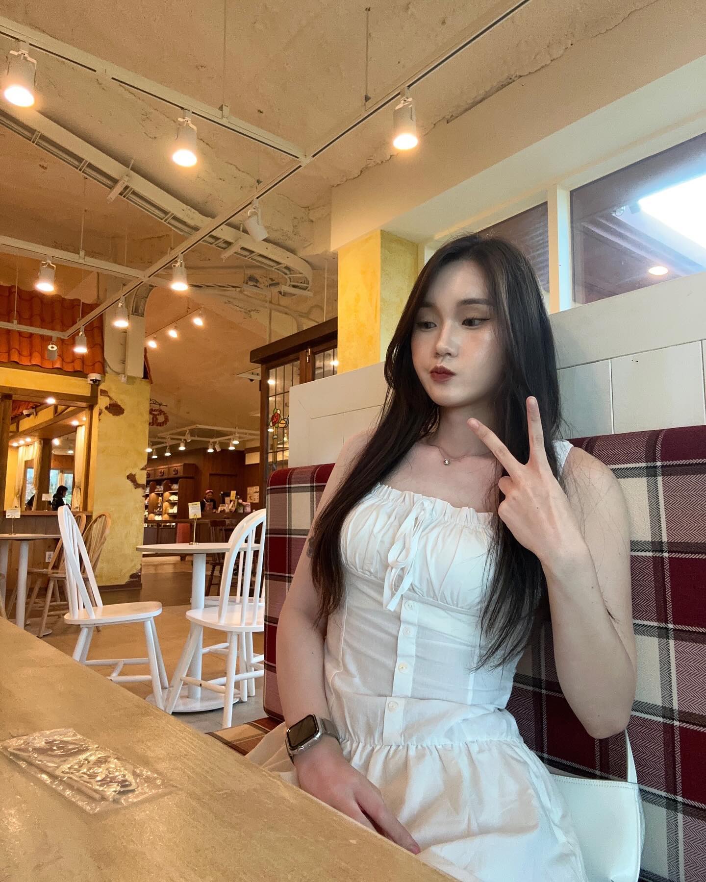 ✌️