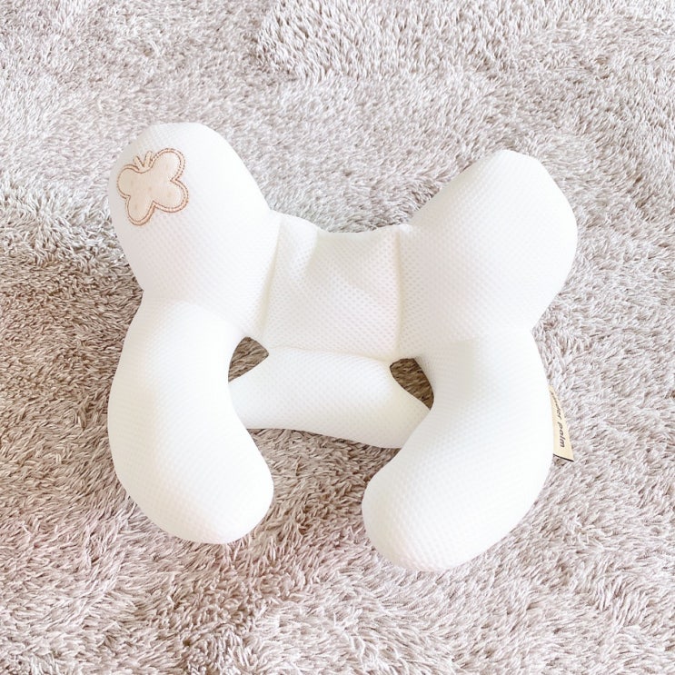아이누오 아이도 편해하는 유모차 목베개 나비쿠션