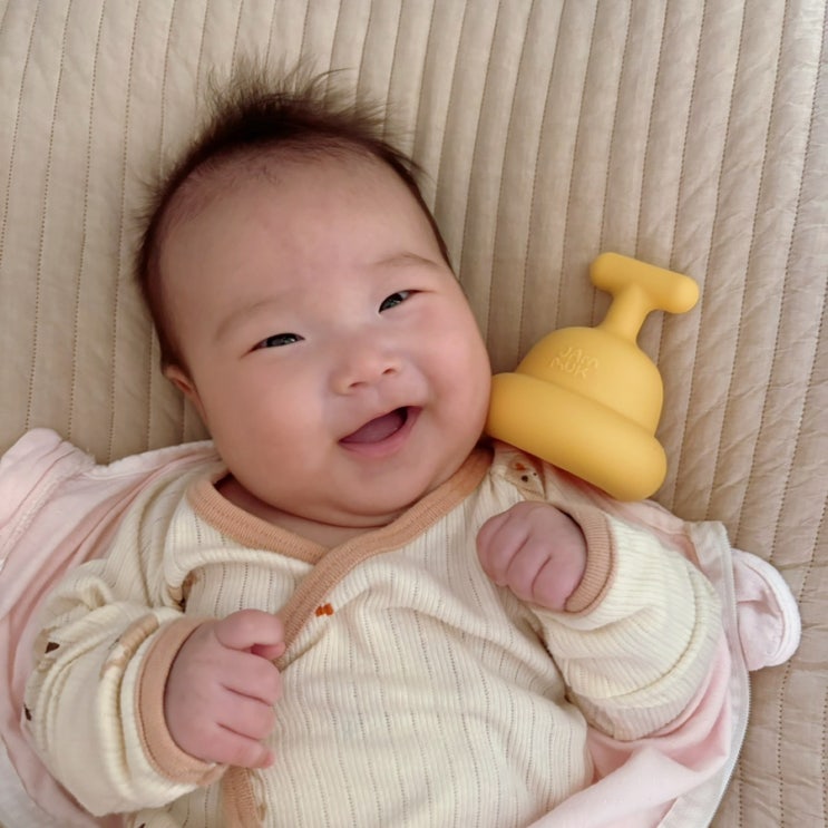 아기 트림 필수템 말랑하니 잼먹 꺽스컵