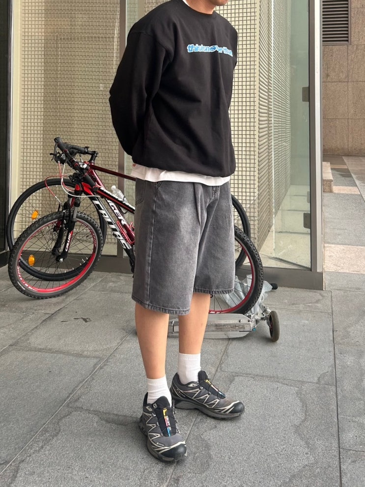 스탠다드에러 헤비 워싱 버뮤다 데님팬츠 빈티지 블랙 L사이즈 착용후기