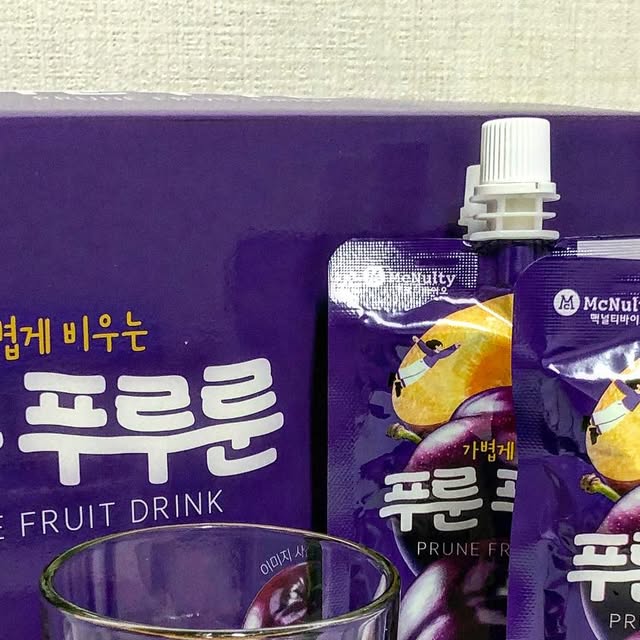 삐그 | 맛집 | 여행 | 캠핑 on Instagram: "#광고 마신날은 외출금지, 비움주스❗

📍온라인구매 #맥널티📍

잦은 야식과 회식으로 더부룩한 속을 비우기 좋은
맥널티의 푸룬 푸루룬 !
배변활동 원활에 도움을 준다는
“난소화성말토덱스트린”이 함유된 푸룬맛 음료로
상큼달달해서 거부감 없이 마시기 좋아요 👍

✔ 가볍게 마시는 푸룬 푸푸룬

🛒 https://mcnultybio.com"