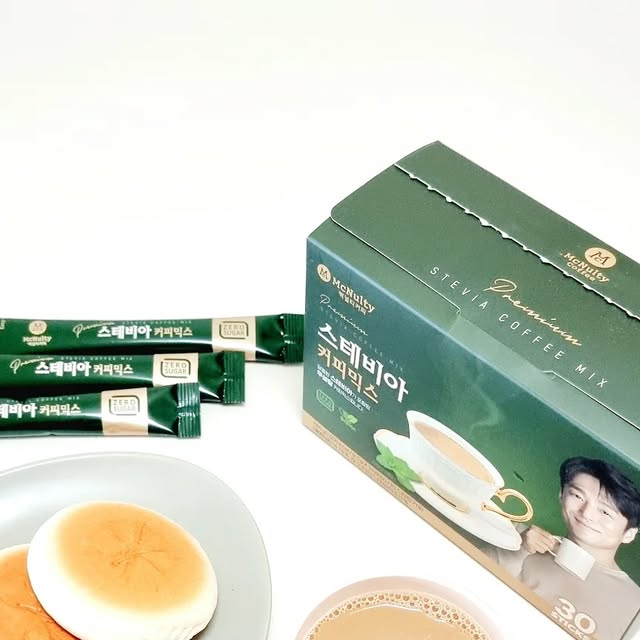 @gaayeoriii on Instagram: "#광고 달콤함은 그대로, 설탕은 제로-!! 명품 배우 지진희가 선택한 '맥널티 스테비아 커피믹스'🫶 - 설탕보다 200배 달콤한 천연 감미료 스테비아를 사용해 믹스커피를