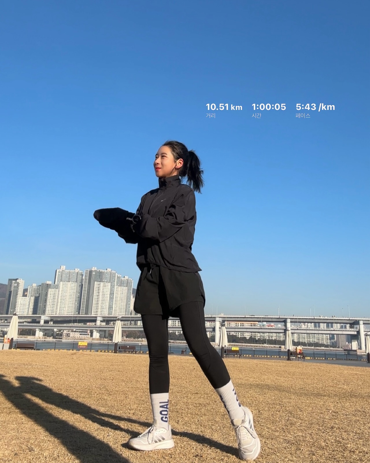 🏃🏻‍♀️조깅 (1/18)
👣 10.51K 
⏱️ 5'43" 

날씨 맑음☀

#마라톤 #마라톤대회 #마라톤준비 #마라톤연습 #마라톤훈련 #런닝 #러닝 #러닝스타그램 #달리기 #달리기그램 #조깅 #모닝런 #우중런 #트랙런 #야간런 #템포런 #인터벌 #인터벌러닝 #지속주 #지속주훈련 #질주 #런말정산 #런말결산 #오런완 #오운완 #가민 #가민워치 #나이키런 #나이키런클럽