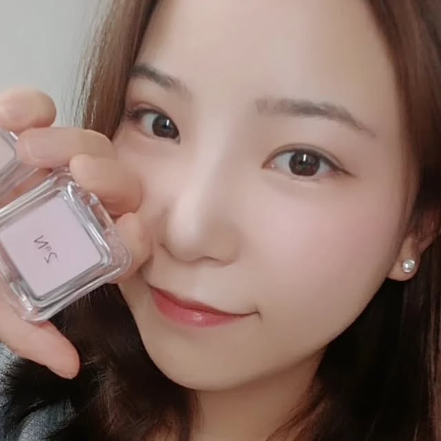 고으니😀 on Instagram: "#광고 #투에이엔광고 2025년 1월 1일 출시된 투에이엔 신상 블루밍 가든 컬렉션 사용해봤어요 ☘️ 얼마지나지 않아 성큼 다가올 봄🌸 미리 준비해요!! 맑고 라이트한