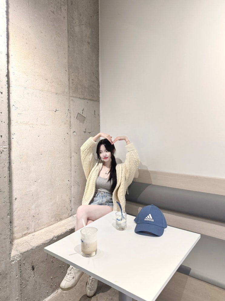 스탠다드에러 베이직 케이블 투웨이 후드집업 니트 (아이보리)
