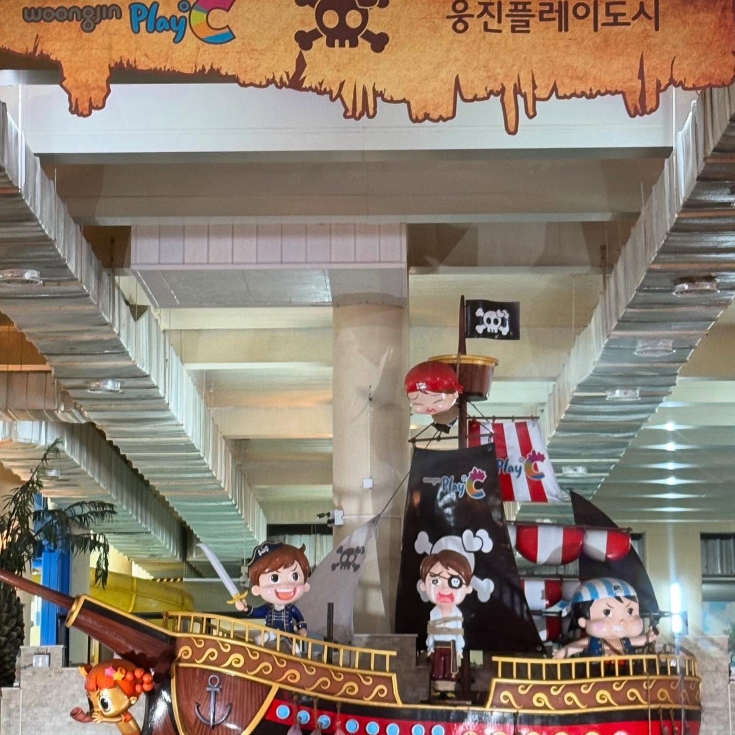 7시간 꽉 채워 놀고도 아쉬운 물 좋아하는 천씨들 🦭
#유준_유은