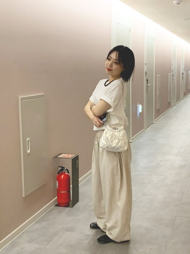 [무신사/스탠다드에러] 엔자임 워싱 드로잉 칼리지 반팔티 후기