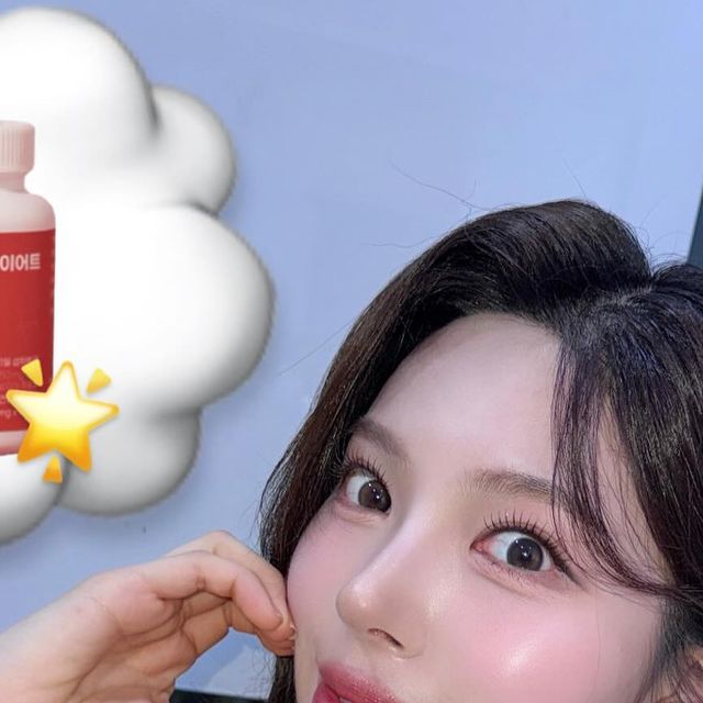 이향 on Instagram: "#광고 [허리쏘옥 다이어트 버닝컷] 
2주 동안 하루 마다 2정씩 먹어본 결과 말 그대로 허리 쏘옥💕
.
.
.
체지방, 내장지방, 허리둘레, 뱃살감소에 효과가 있는 가르시니아 함유-> ’라인‘ 이 고민이신 여성분들께 특히 강추
• 탄수화물이 체지방으로 바뀌는걸 막아주는 효과🌟
 ->체지방이 고민이신 분들께 추천-> 탄수화물 많이 드신다면 필수!
• 하루 2알로 간편하게 관리가 가능.
• 천연 과라나 성분(천연 카페인)  함유되어 운동 전에 먹기!
• 식약처에서 기능성을 인정받은 다이어트 건강기능식품
• 정가 23,100원 ->
현재 헬스하우스 스마트스토어에서 쿠폰 사용하면 9,900원
.
.
.
#허리쏘옥다이어트#가르시니아#다이어트보조제#칼로리컷팅제#체지방컷팅제#다이어트영양제#유지어터#복부비만#뱃살빼는법#헬스하우스#얼죽아 #맞팔 #선팔 #좋아요 #디엠 #협찬 #촬영 #광고모델 #아나운서메이크업 #아나운서관리 #몸매관리"