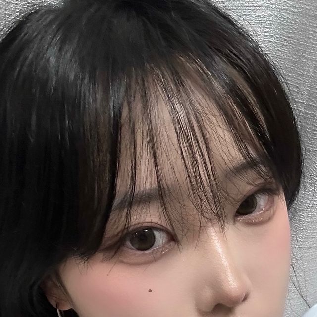 ✨간지원✨(25) on Instagram: "#광고협찬 @aprilskin_korea 에이프릴스킨에서 새로 출시한 글로잉매트쿠션 소개할게요! 명품 베이스 에이프릴스킨이 최초로 제작하였으며 신개념 텍스처 “이너 글