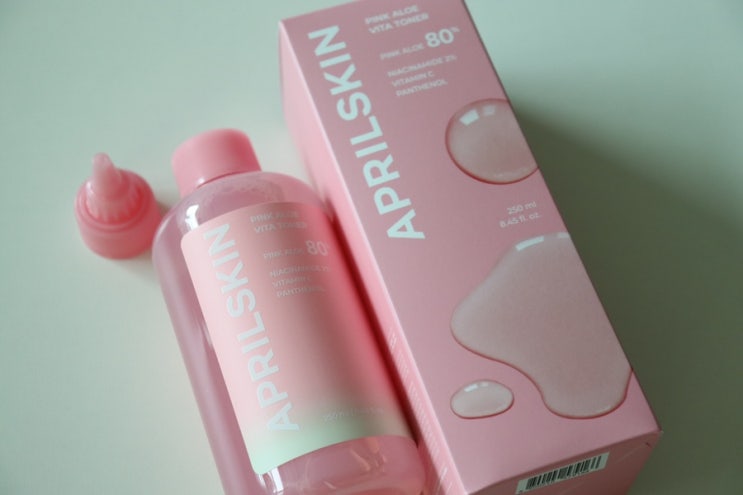 트러블 진정에 도움되는 에이프릴스킨 핑크알로에 비타토너 💖