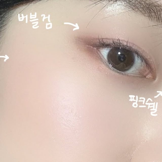 오덕쿵 on Instagram: "#광고 🌸투에이엔 핑크 메이크업🌸 @2an_official 요즘 너무 잘 쓰고 있는 투에이엔 봄 신상🩷 지난번 오렌지 메이크업에 이어서 역시 봄 하면 딱인 핑크 메이크