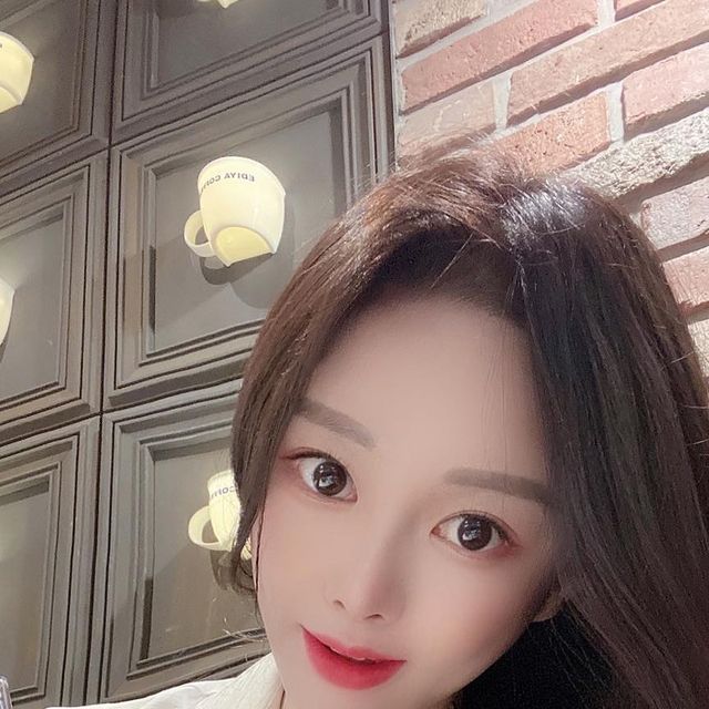 Ara on Instagram: "썸바이미 수퍼 말차 포어 타이트닝 세럼🌿 ⠀ #광고지만너무좋아서추천드려요 나ᄋ