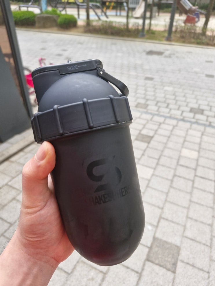 쉐이커 보틀 노볼 쉐이커로 설거지도 편한 예쁜 쉐이커 추천 쉐이크스피어