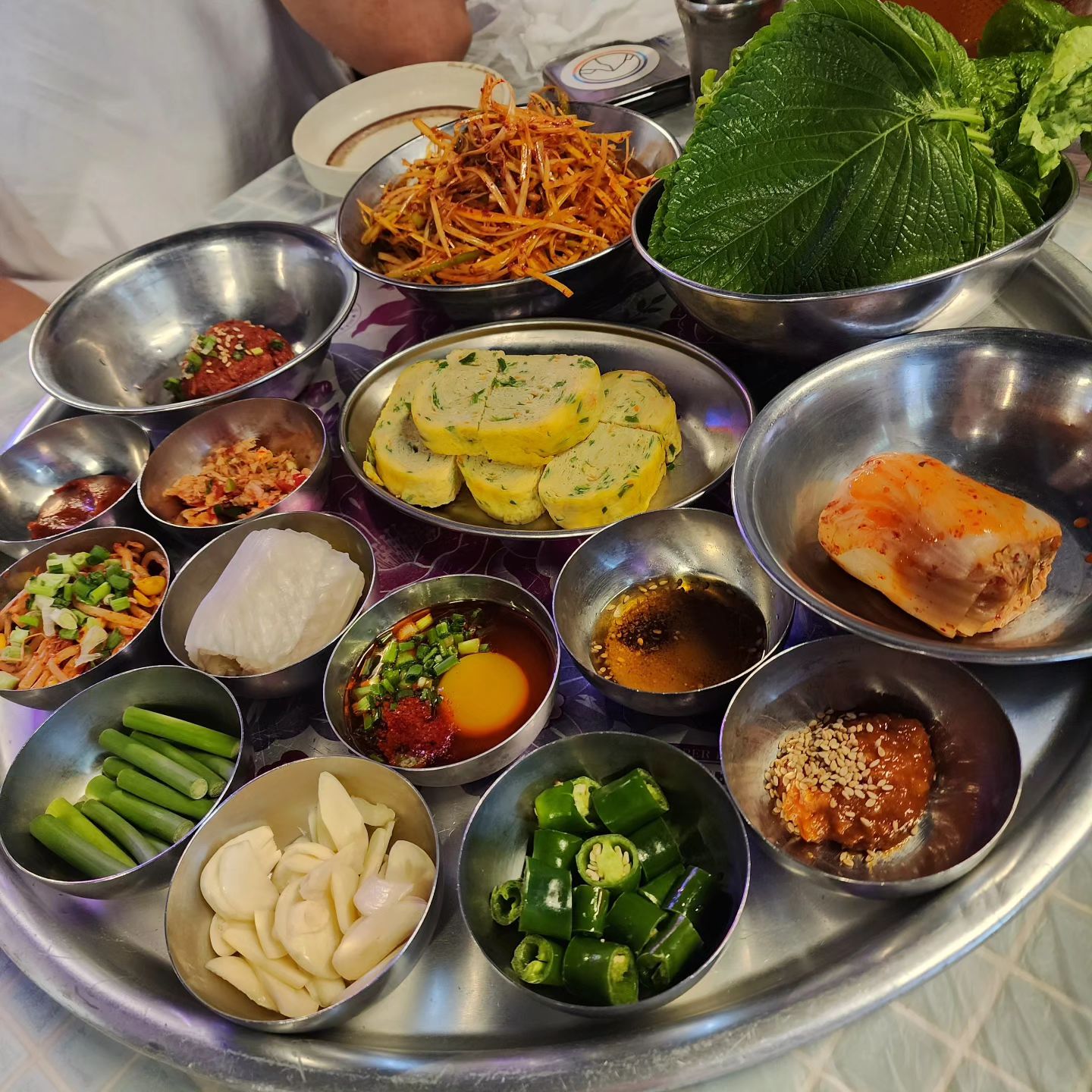 점심을 기다렸어.

#잠수교집 #성수동맛집 #점심메뉴 #워킹맘 #돈벌기힘들다 #재택근무 #콧바람 #삼겹살맛집