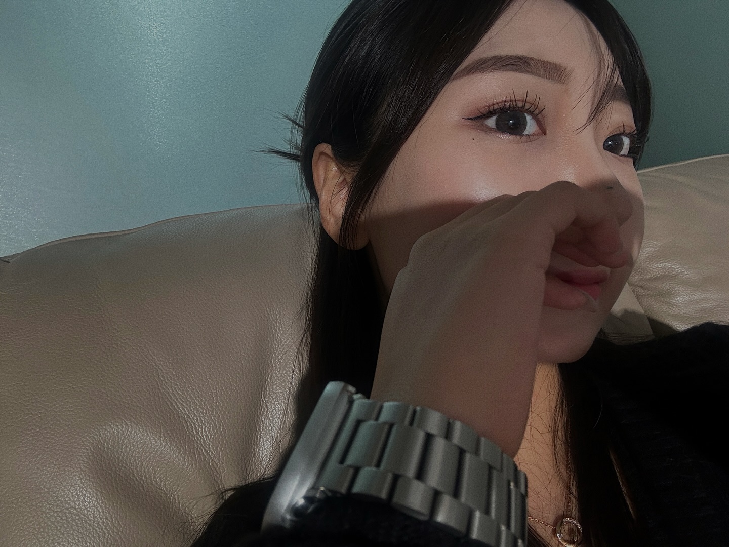 눈썹 넘 맘에 들자냐
대칭 꼼꼼하게 봐주시고 
얼굴에 맞게 디자인해주셔서 대 만족ჱ̒ ｰ̀֊ｰ́ )🤍