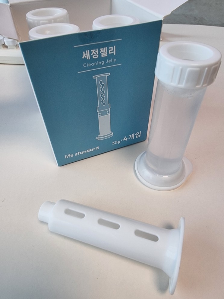 라이프스탠다드 세정젤리 붙이면 알아서 물때 청소해주는 가성비템