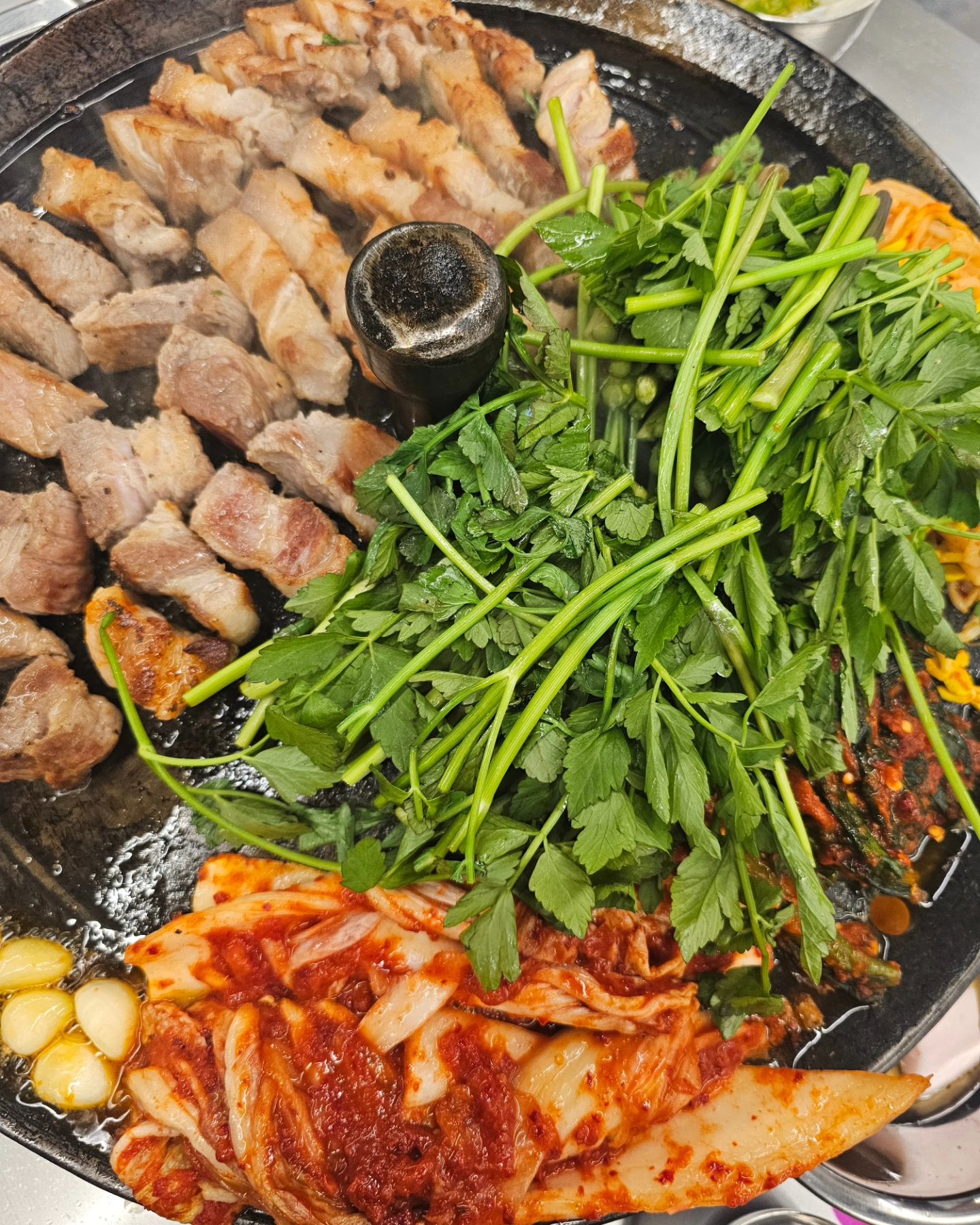 3일동안 열심히 달렸다😁😄😃
열심히 달리고 피곤만 남음🤣😂🤣😂

좋은 사람들과
맛있는 음식이
너무 좋다아

#목구멍  #마장동김씨 #회한접시
#구디역 #구로디지털단지역 #깔깔거리 #영등포 #영등포역 #먹짱 #먹깨비 #먹스타 #술스타 #먹스타그램 #술스타그램 #술꾼 #간은언제쉬나
