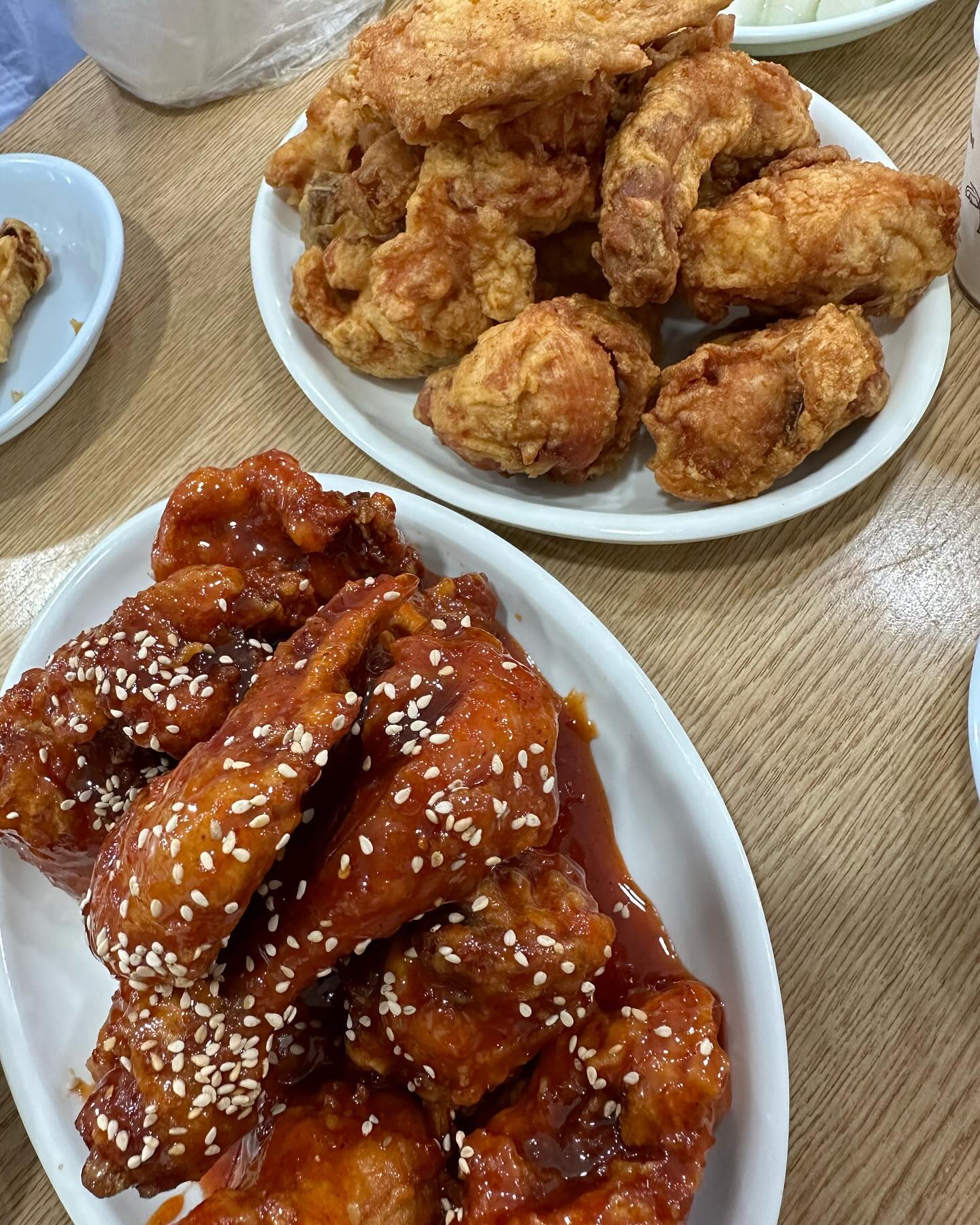 #용성통닭 #수원남문 

난 갠적으로 행긍통 통닭집에서는 용성통닭이 최고다

 #먹팔 #먹스타그램 #먹스타 #먹스타맞팔 #좋아요 #좋반 #좋아요반사 #팔로우 #선팔 #선팔하면맞팔 #맞팔 #food #foodporn #foodstagram #foodphotography #foodie #사진 #사진스타그램 #음식 #음식스타그램 #likeforlikes #likeforfollow #like4likes