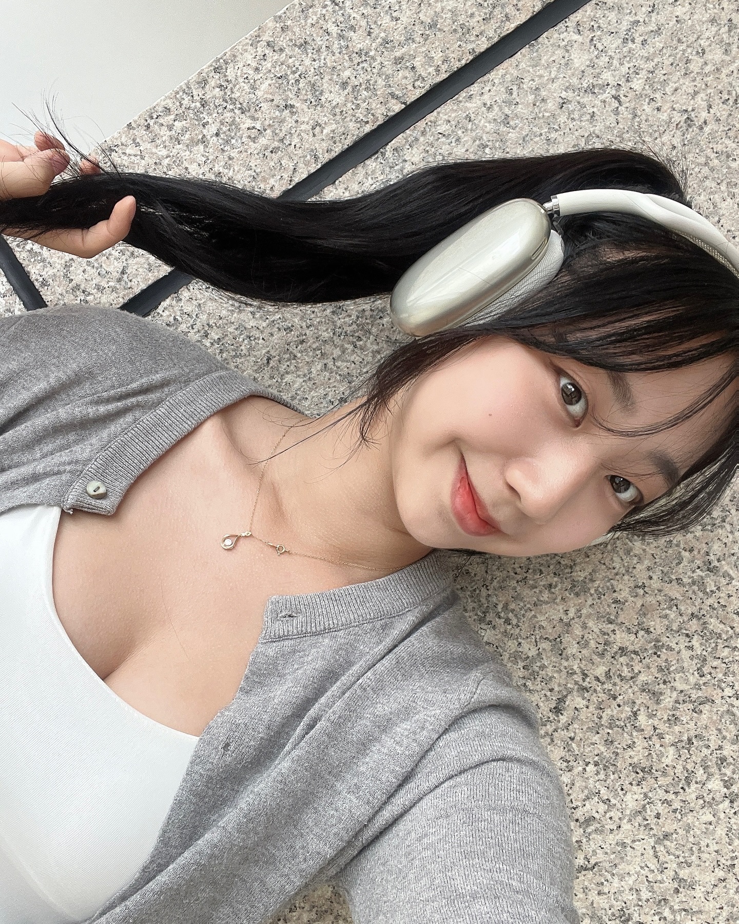 종강 원해요🥹

.

.

.

#04 #셀카 #중국 #협찬 #igers #potd #ama #ootd #instagood #dance #kpop #instadaily #like4like #selfie #instalike #follow #f4follow #following #likeforlikes #fff #likeforfollow #lifestyle #fashion #instadaily #instalike #韩国人 #留学生