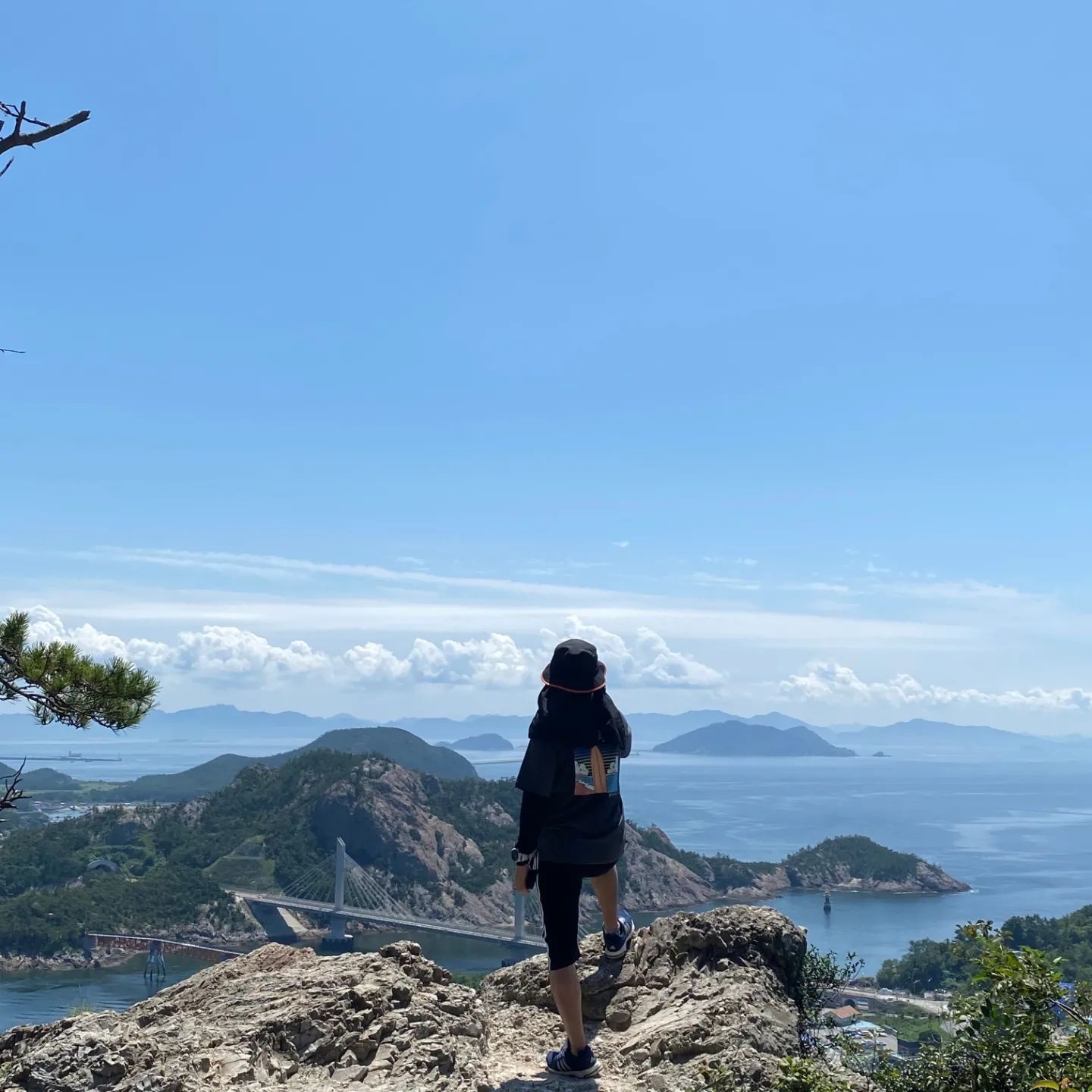 군산 갈때마다 가보고 싶었는데 드디어 가봤네
가장 더웠던 날에...

#군산여행#부부여행#대장봉#고군산군도#국내여행#travel#취미