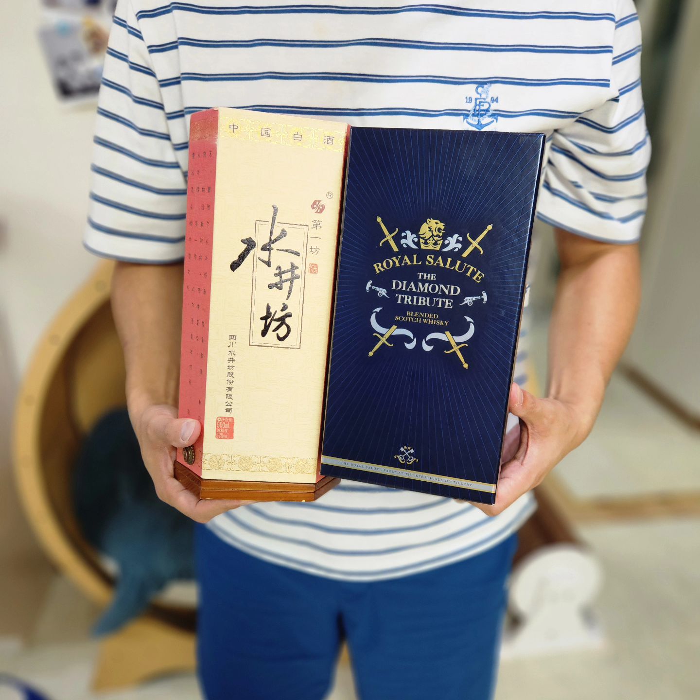 이상하게 본인 계정 있으면서
꼭 나한테 올려달란다...
장인어른의 사랑을 딸보다 더 받는 사위의 모습

#딸은안주는비싼고급술을주는우리아빠김해김씨냐구