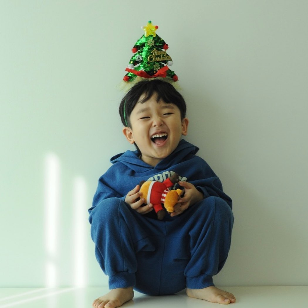 항상 잘웃는 내 보물 첫째🤍
#너가최고야
