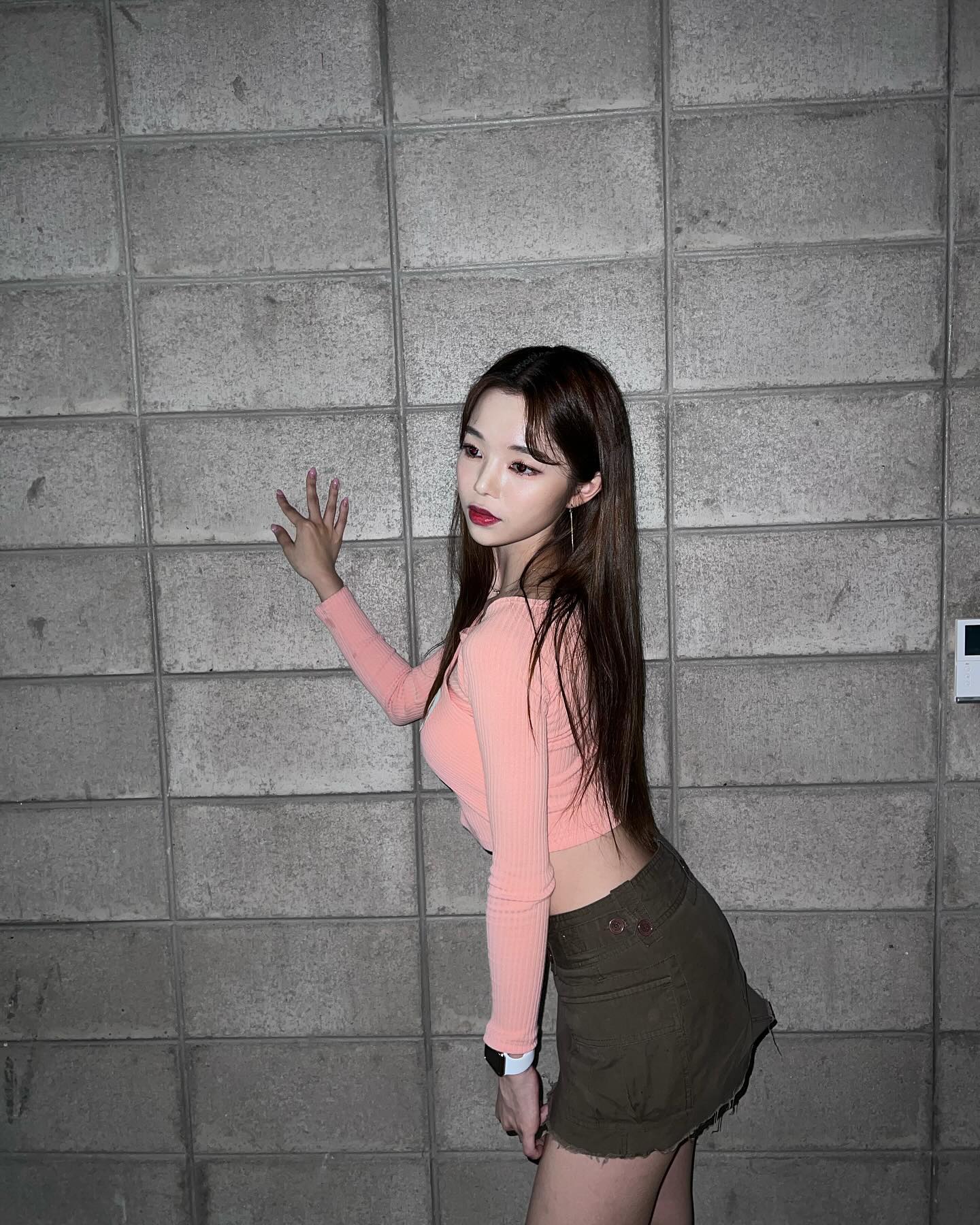 SBS 매치업 촬영 비하인드🏀

통역으로 함께한 첫 예능 촬영이었는데 비하인드 먼저 공개해볼까 해요 히히

예쁘고 센스까지 좋은 금손 언니들 덕분에 인생샷 잔뜩 건졌다..🫶🏻
.
.
#match_up_official 
#sbs매치업
